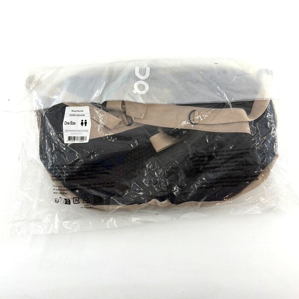 On Unisex Sand Black Sling Bag Pack 9L One Size - Picture 5 of 11